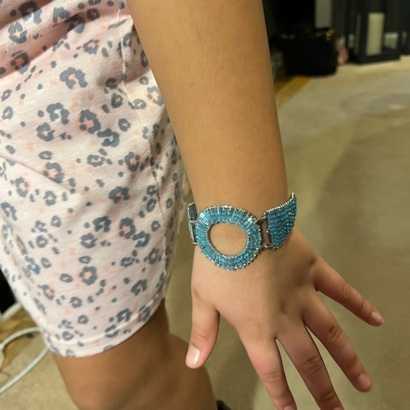 Sparkling blue custom made braclet - Picture 6 of 6